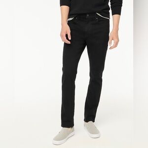 J. Crew Men’s Straight Jeans, 31x32 in black